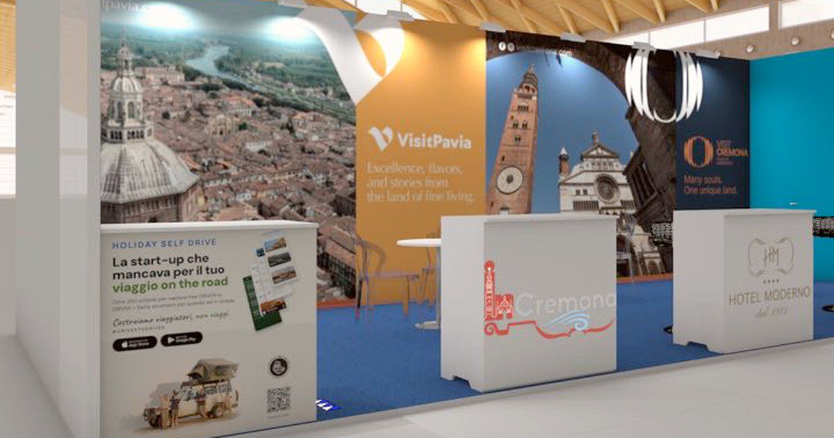 Il desk di Holiday Self Drive nello spazio della Camera di Commercio al TTG 2026 di Rimini, padiglione C1 stand 111